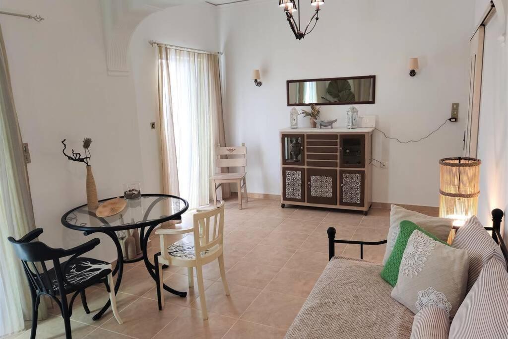Apartment 95 M2, Center Of Sitia, Wifi, 350M Beach Dış mekan fotoğraf