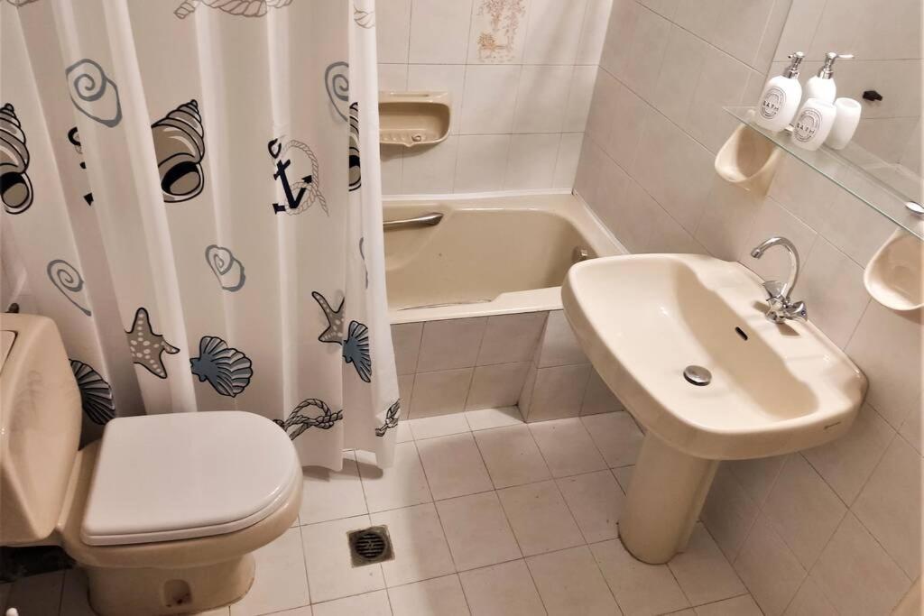 Apartment 95 M2, Center Of Sitia, Wifi, 350M Beach Dış mekan fotoğraf